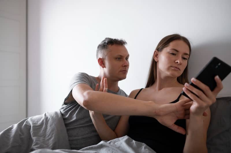 Found Porn on My Husbands Phone